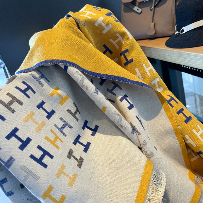 普通时尚款A咖围巾